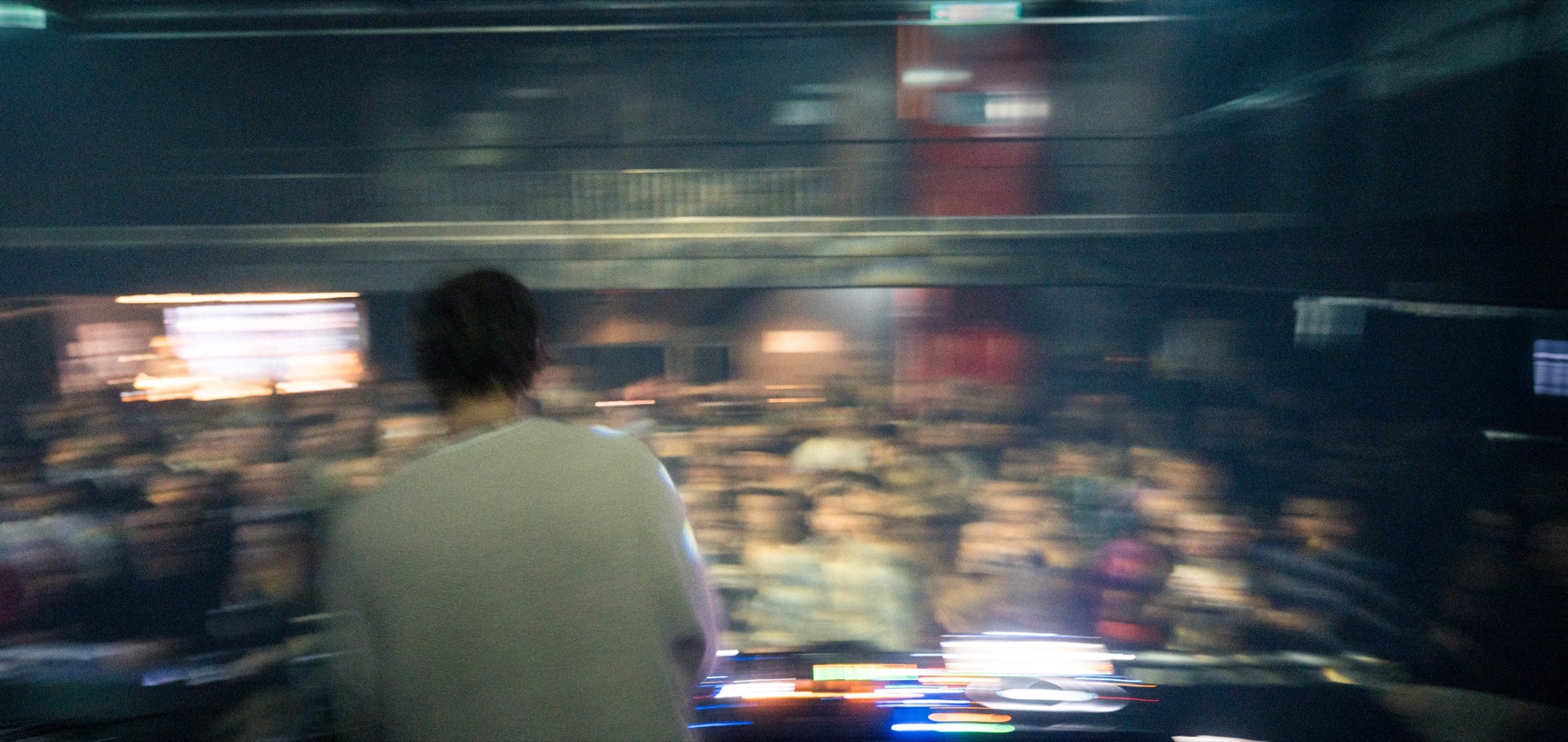 Liam Berg performing live